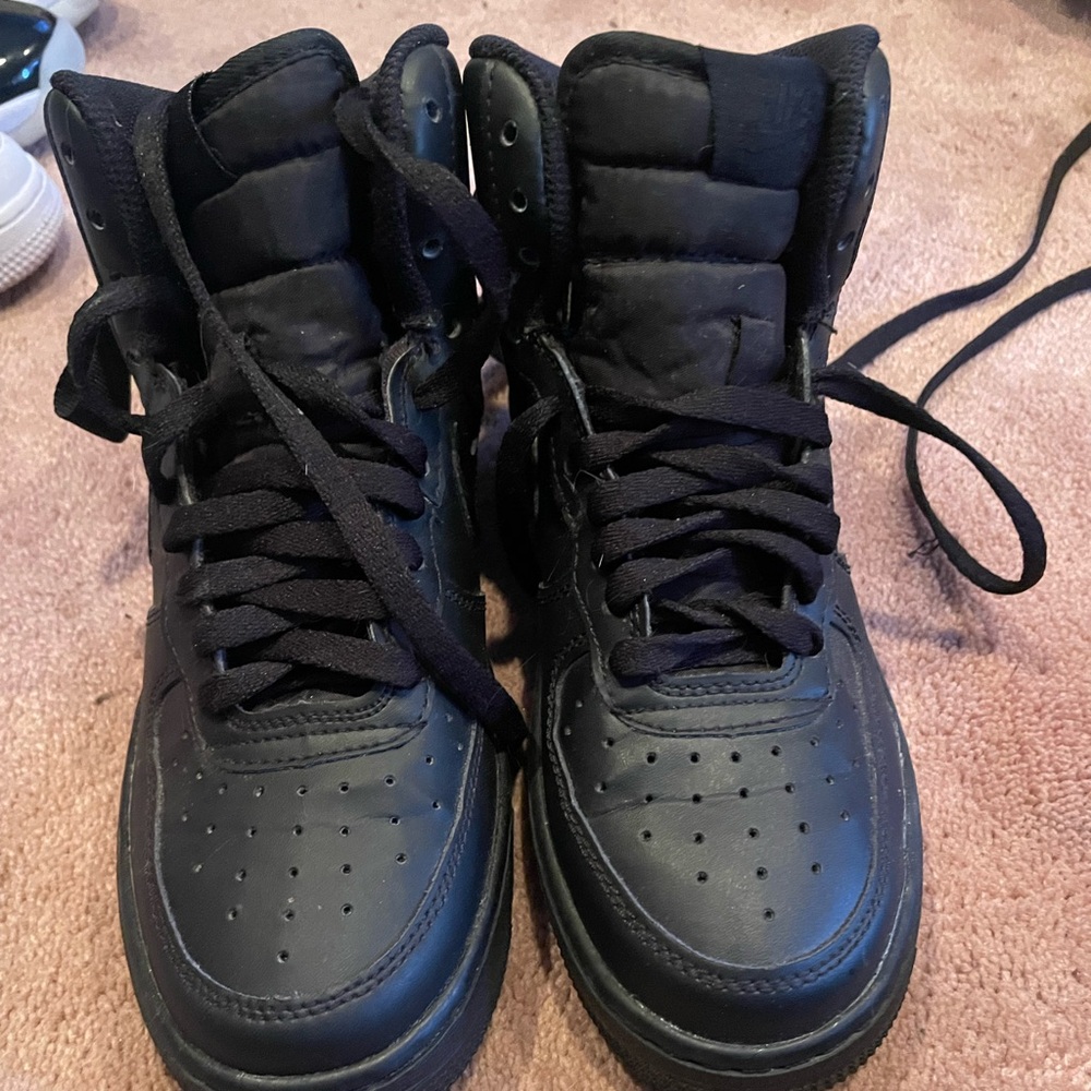 Nike Air Force 1 High LE (GS) black size 5Youth